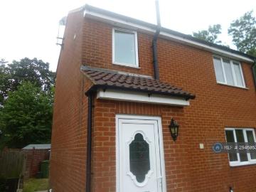 3 bedroom detached house to rent