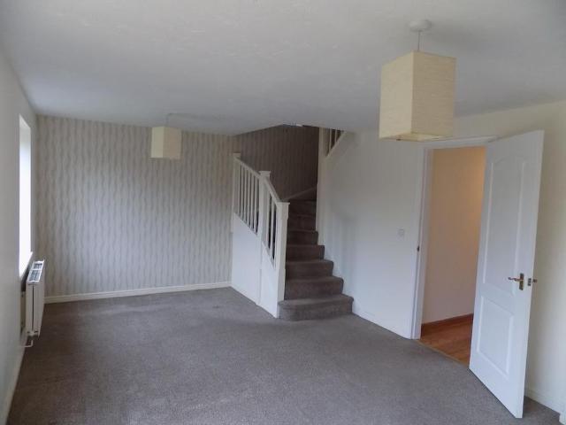 3 bedroom detached house to rent