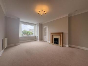 3 bedroom detached house to rent