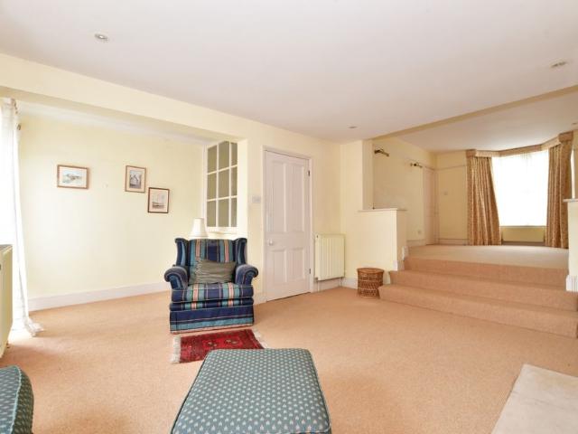 3 bedroom detached house to rent
