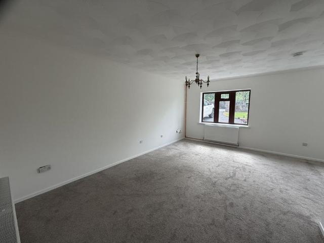3 bedroom detached house to rent