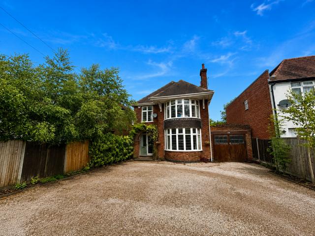 3 bedroom detached house to rent