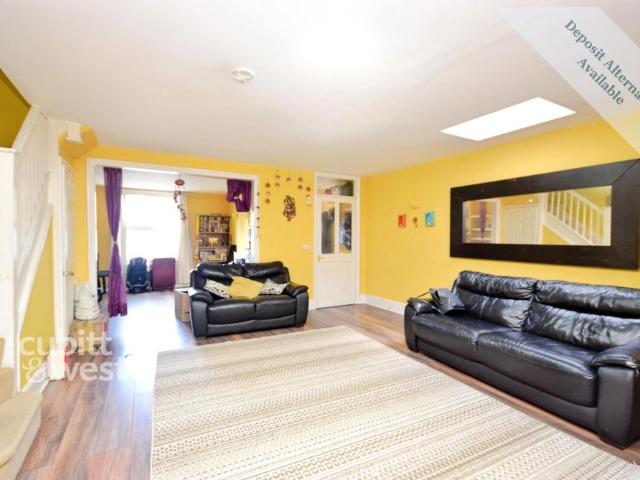 3 bedroom detached house to rent