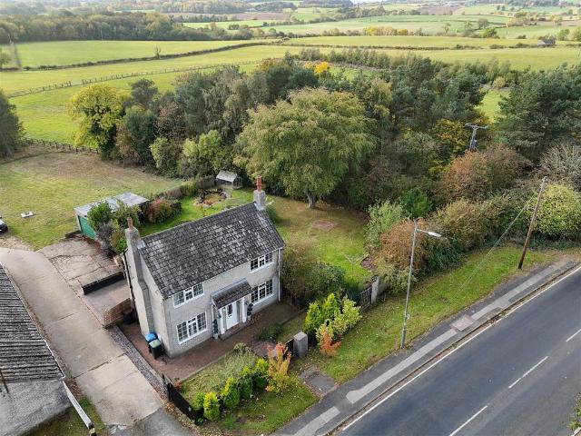3 bedroom detached house to rent