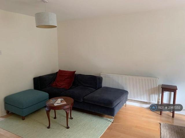 3 bedroom detached house to rent
