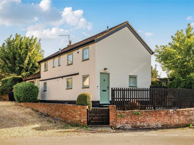 3 bedroom detached house to rent