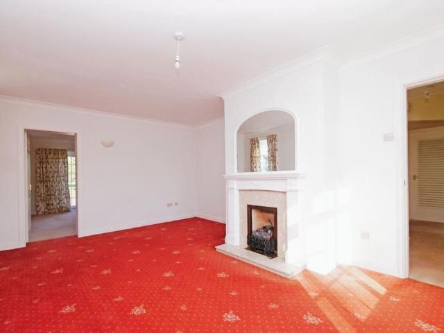 3 bedroom detached house to rent