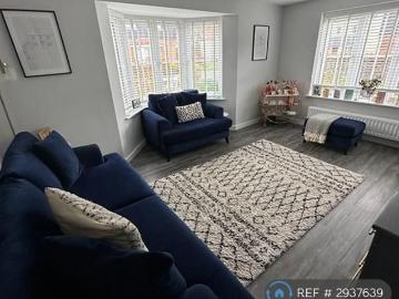 3 bedroom detached house to rent