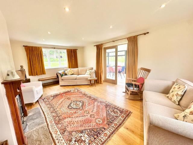 3 bedroom detached house to rent