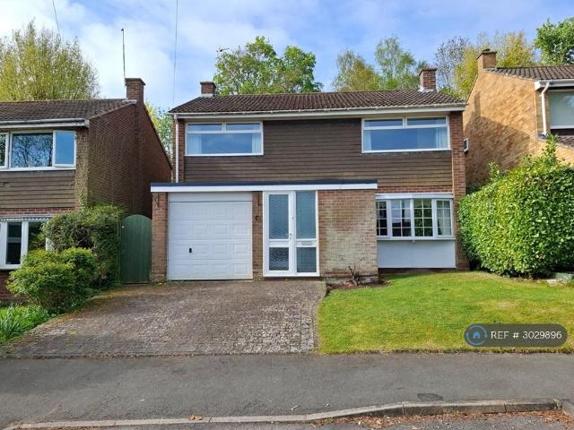 3 bedroom detached house to rent