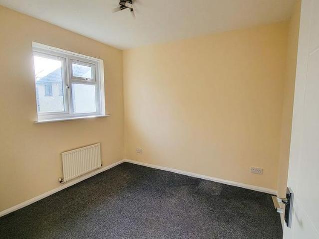 3 bedroom detached house to rent
