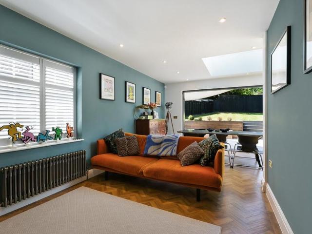 3 bedroom detached house to rent