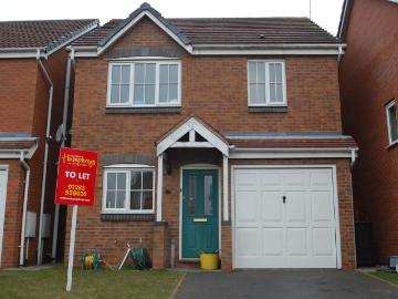 3 bedroom detached house to rent