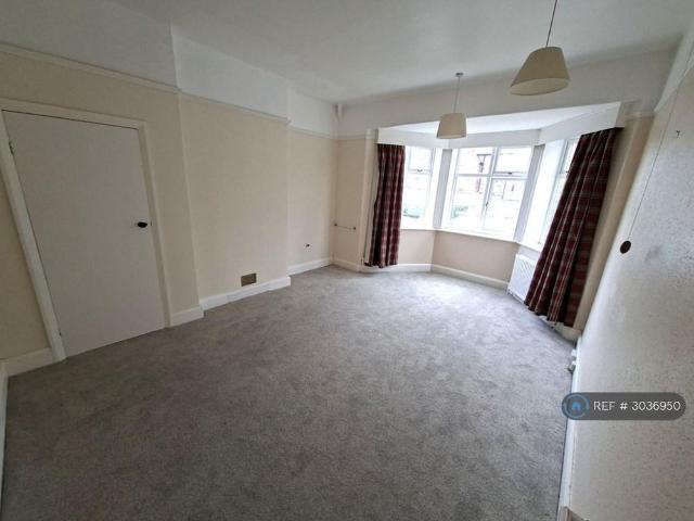 3 bedroom detached house to rent