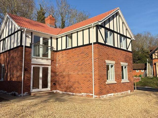 3 bedroom detached house to rent