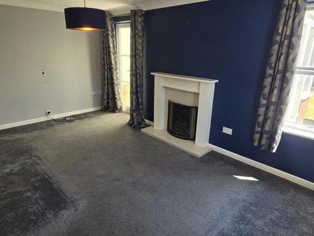 3 bedroom detached house to rent
