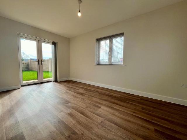 3 bedroom detached house to rent