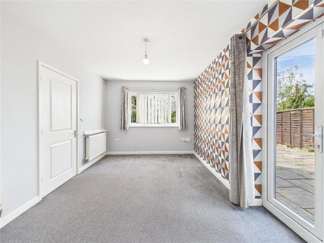 3 bedroom detached house to rent