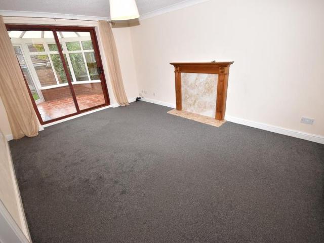 3 bedroom detached house to rent