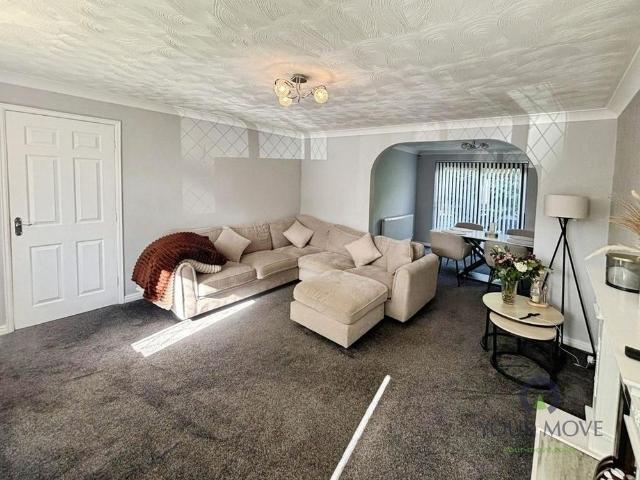 3 bedroom detached house to rent