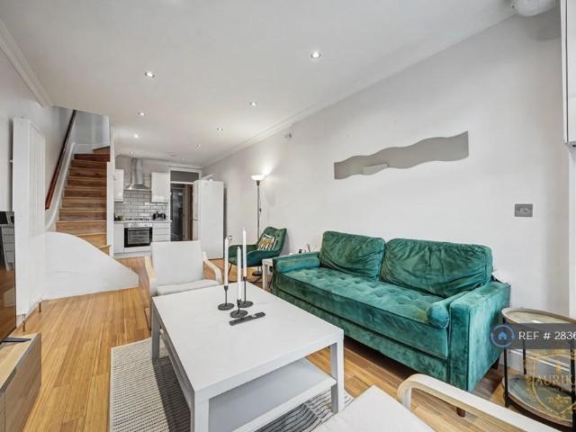 3 bedroom detached house to rent