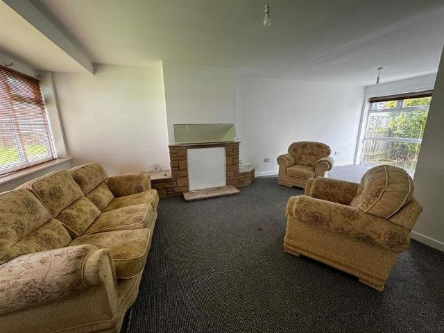 3 bedroom detached house to rent