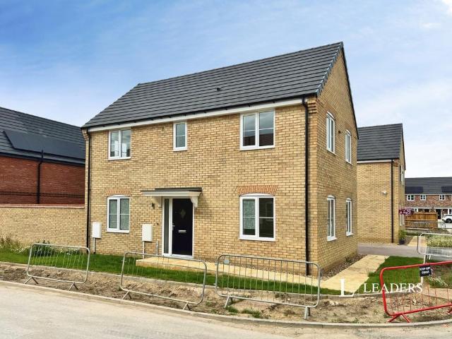 3 bedroom detached house to rent