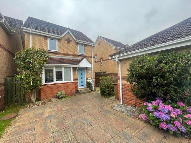 3 bedroom detached house to rent