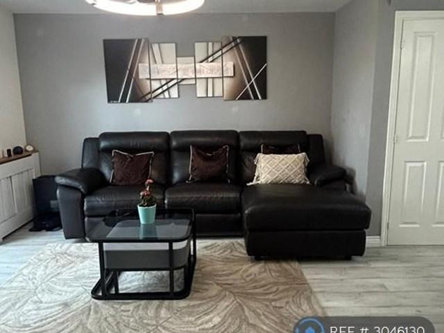 3 bedroom detached house to rent