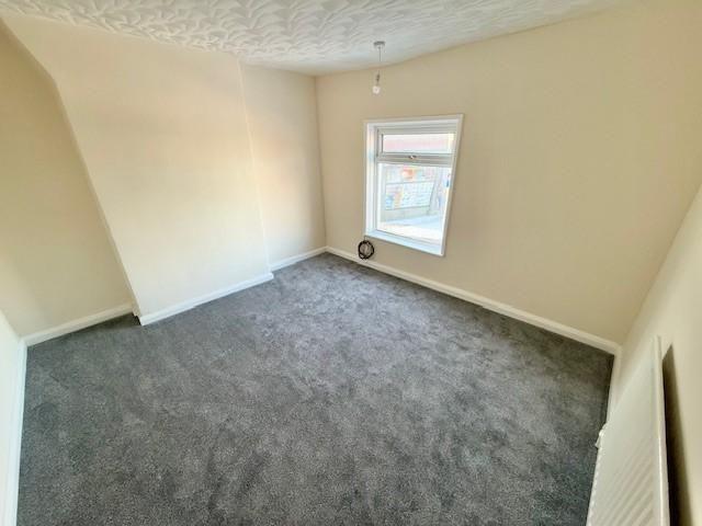 3 bedroom detached house to rent