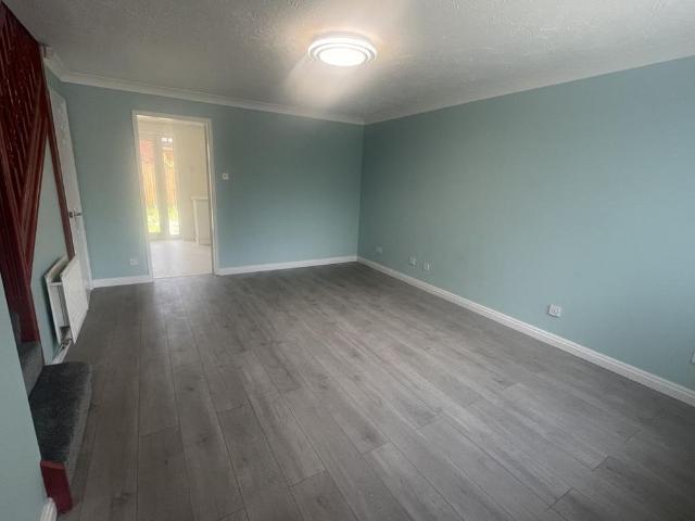 3 bedroom detached house to rent