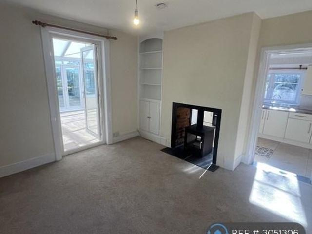 3 bedroom detached house to rent