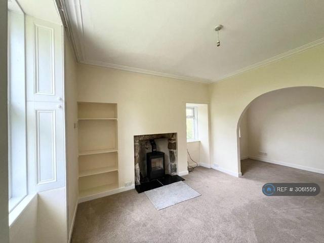 3 bedroom detached house to rent