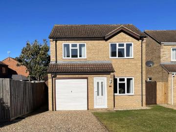 3 bedroom detached house to rent