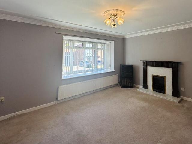 3 bedroom detached house to rent