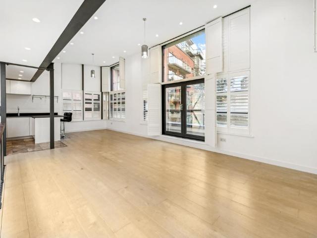 3 bedroom detached house to rent