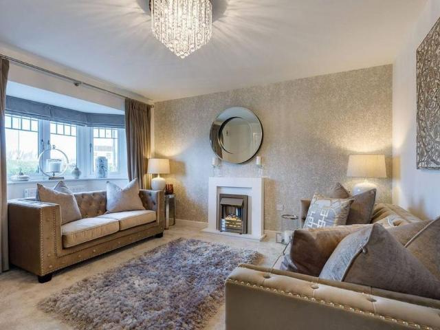 3 bedroom detached house to rent