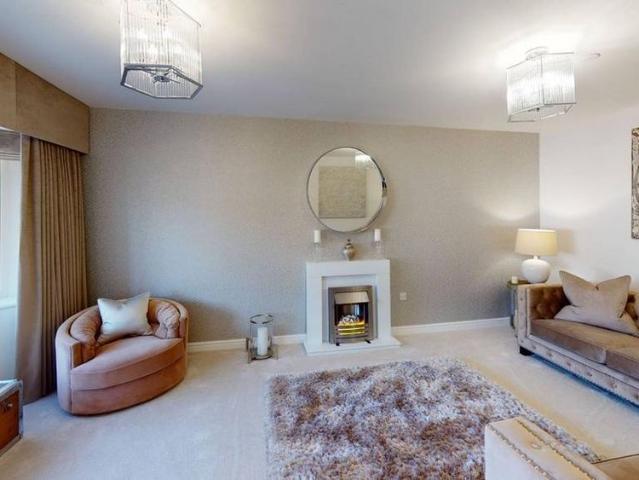 3 bedroom detached house to rent