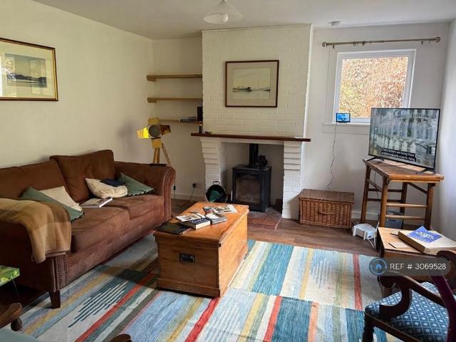 3 bedroom detached house to rent