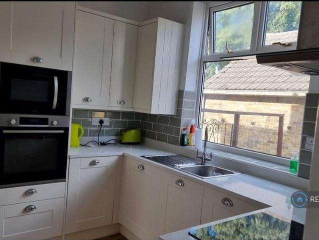 3 bedroom detached house to rent