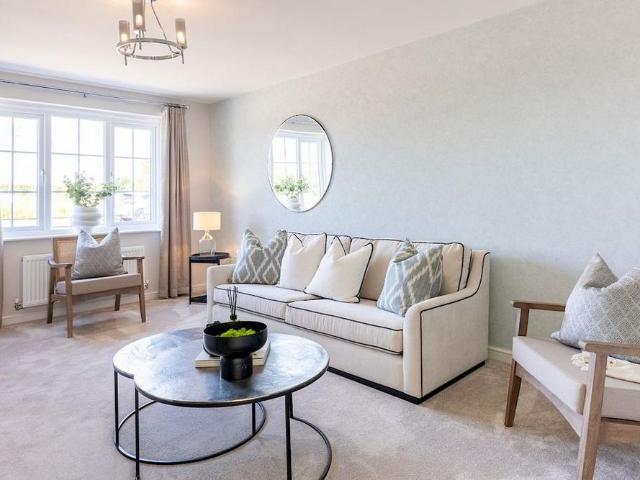 3 bedroom detached house to rent