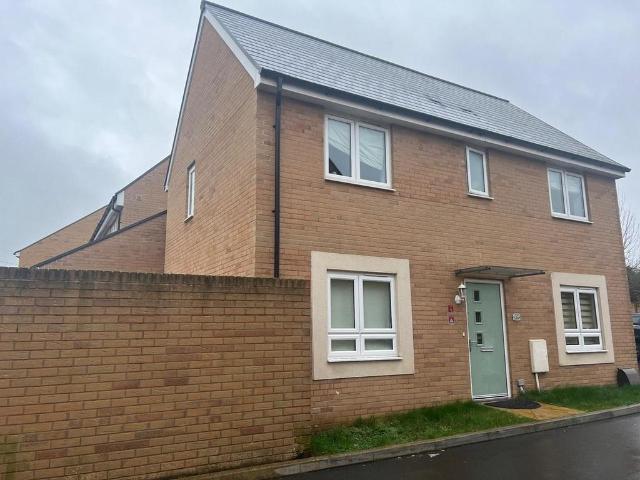 3 bedroom detached house to rent