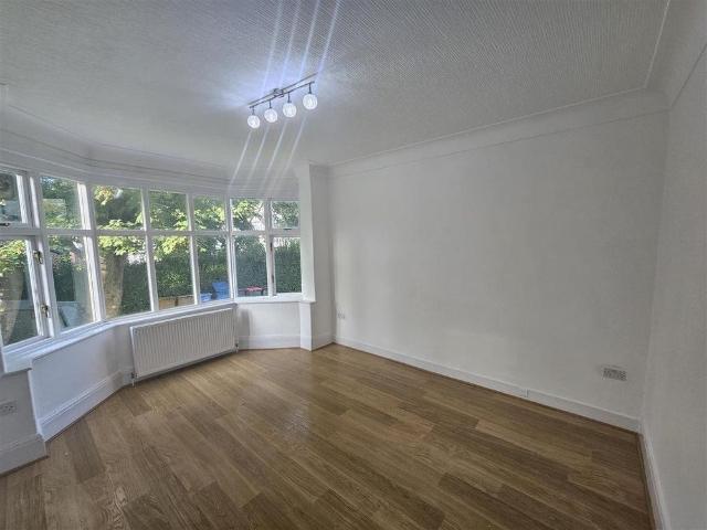 3 bedroom detached house to rent