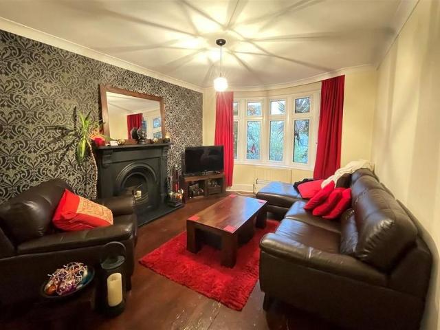 3 bedroom detached house to rent