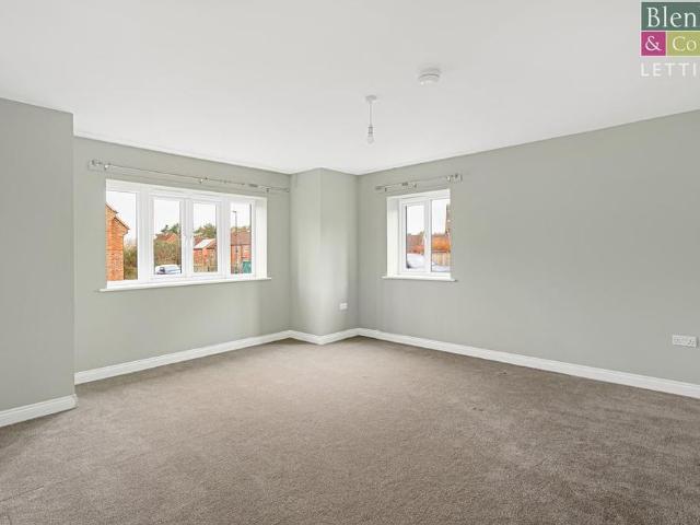 3 bedroom detached house to rent