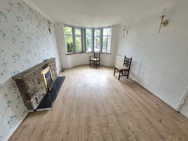 3 bedroom detached house to rent