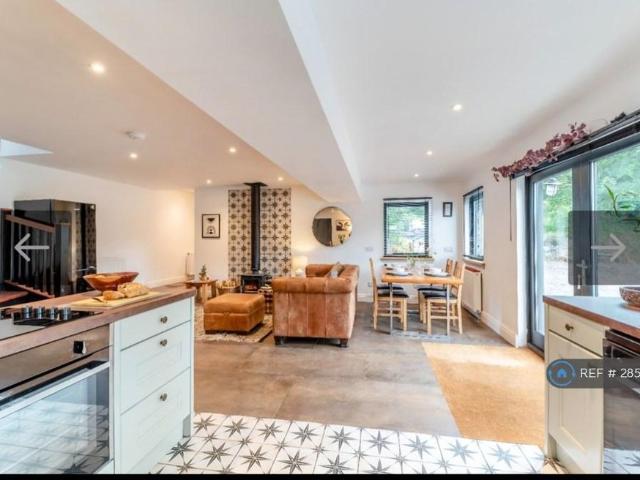 3 bedroom detached house to rent