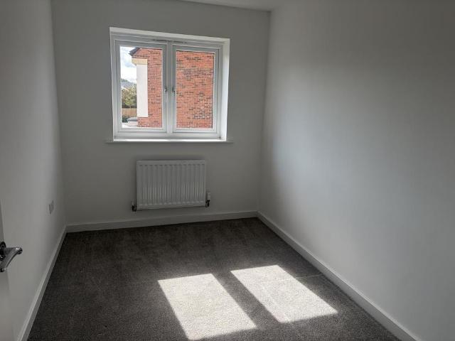 3 bedroom detached house to rent