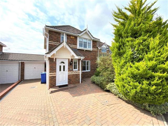 3 bedroom detached house to rent