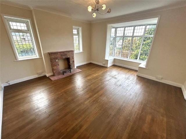 3 bedroom detached house to rent